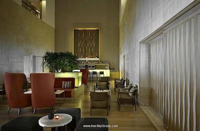 وستین مومبای گاردن سیتی