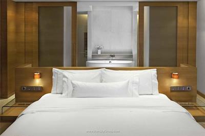 وستین مومبای گاردن سیتی