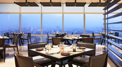 وستین مومبای گاردن سیتی