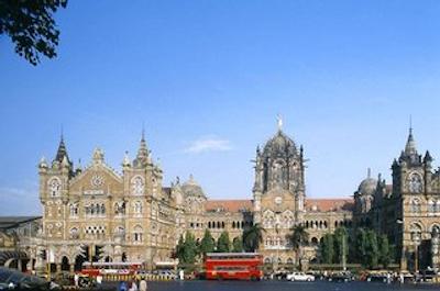 وستین مومبای گاردن سیتی