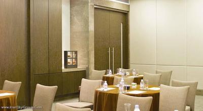 وستین مومبای گاردن سیتی