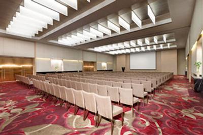 وستین مومبای گاردن سیتی