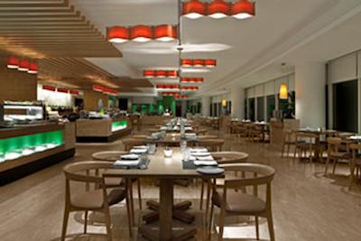 وستین مومبای گاردن سیتی