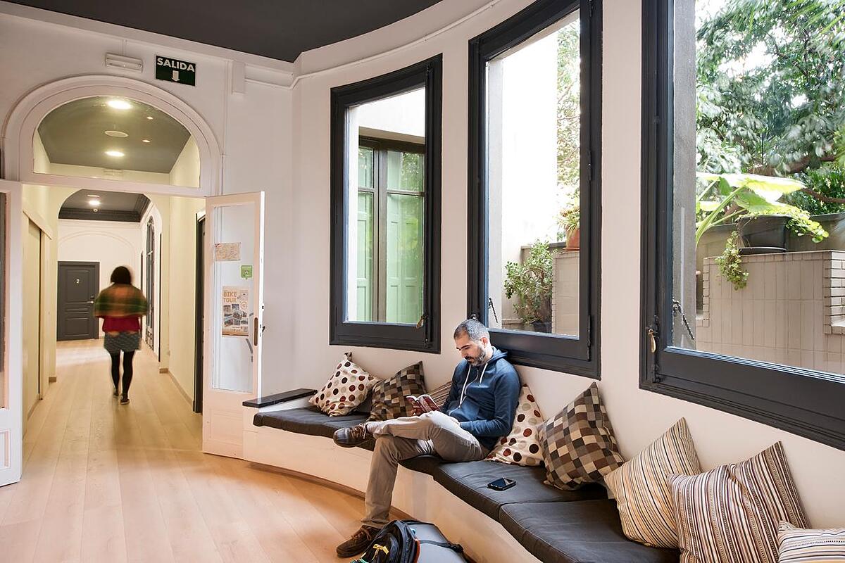 RODAMON BARCELONA HOSTEL