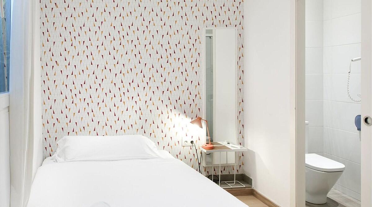 RODAMON BARCELONA HOSTEL