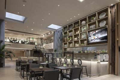 Huinid Obelisco Hotel