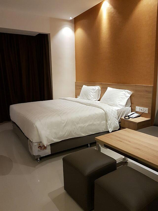 WING HOTEL KUALANAMU AIRPORT