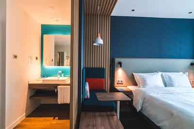 Holiday Inn Express Pengzhou Downtown