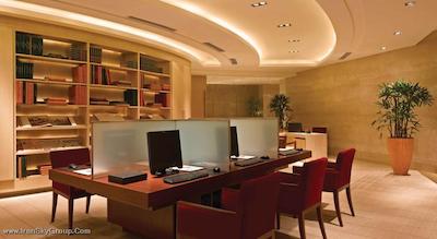 تریدنت باندرا کورلا