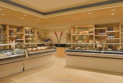 تریدنت باندرا کورلا