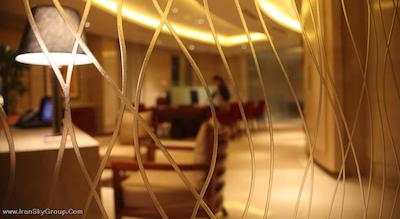 تریدنت باندرا کورلا