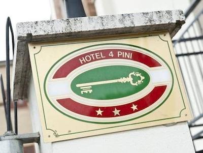 Hotel 4 Pini