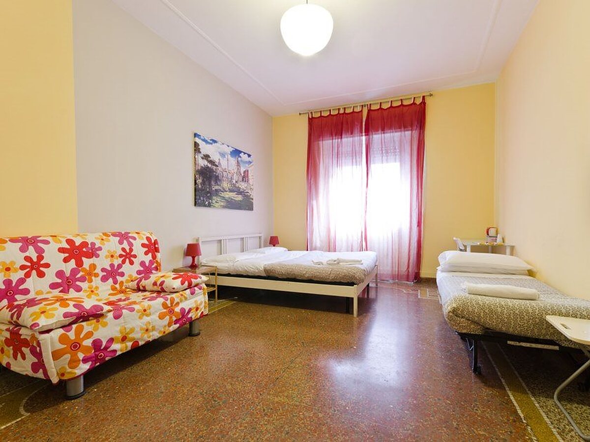 LATERANO GUEST HOUSE