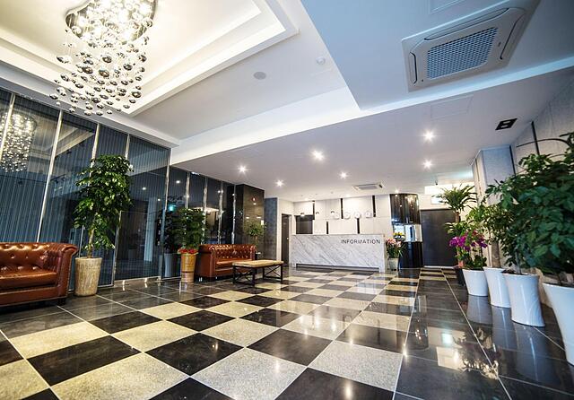 Instar Hotel