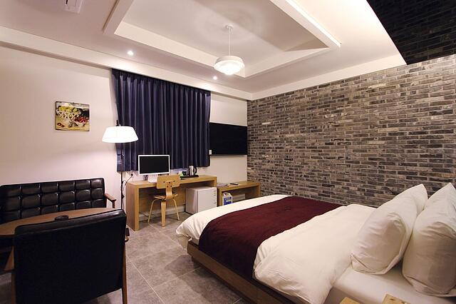 Instar Hotel