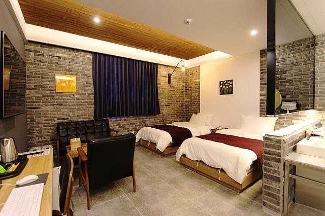 Instar Hotel
