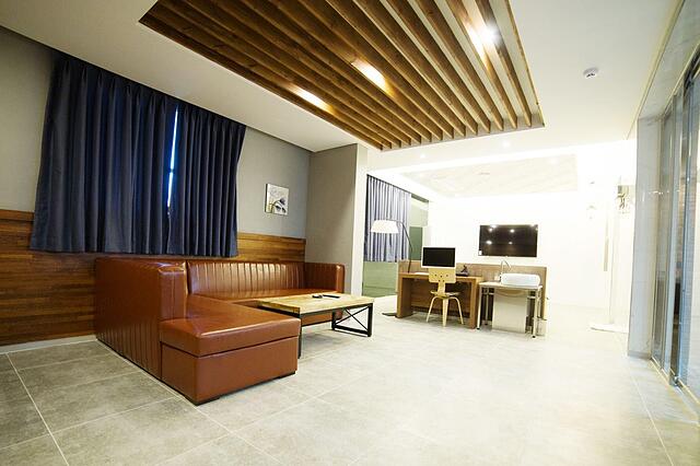 Instar Hotel