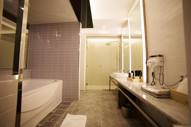 Instar Hotel
