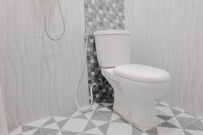 OYO 1108 Smart Tlogomas