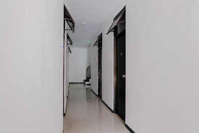 OYO 1108 Smart Tlogomas