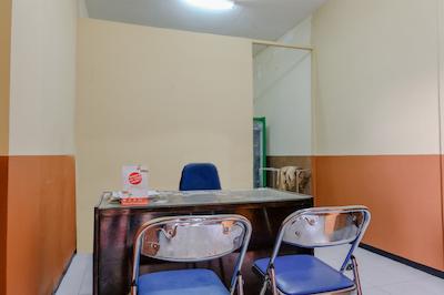 Oyo 1342 Uniga Malang Family Residence