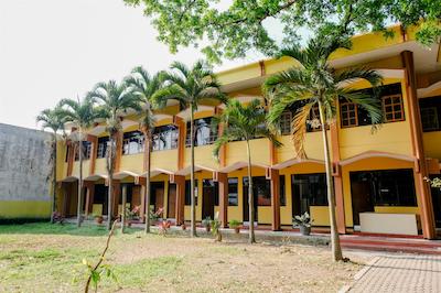 Oyo 1342 Uniga Malang Family Residence