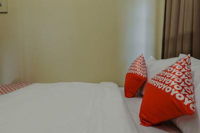 Oyo 1342 Uniga Malang Family Residence