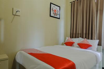 Oyo 1342 Uniga Malang Family Residence