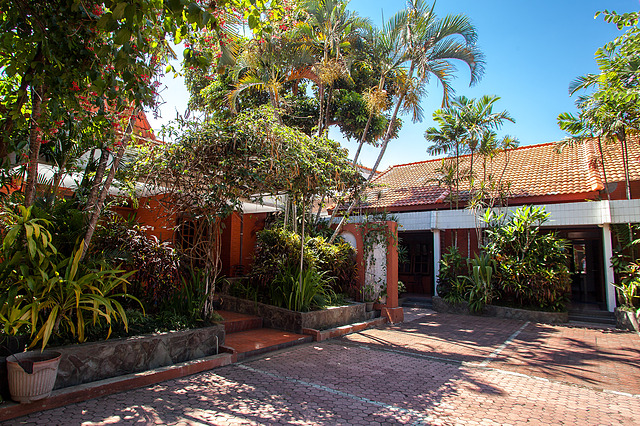 OYO 517 Hotel Arjuna Lawang