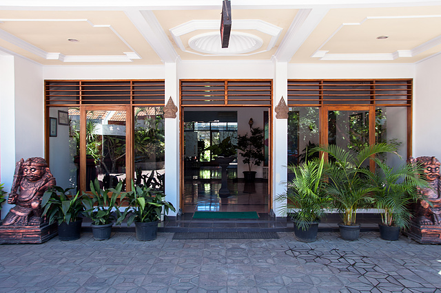 OYO 517 Hotel Arjuna Lawang