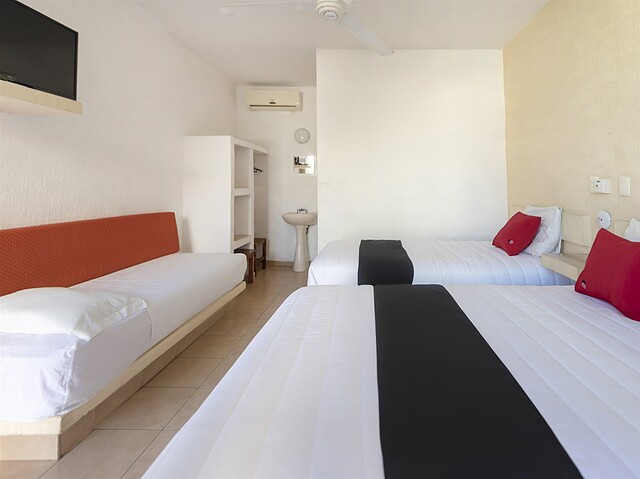 Capital O Hotel El Mejicano