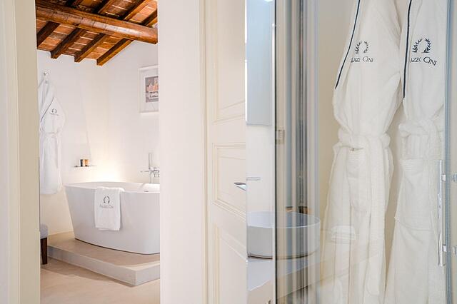 Palazzo Cini Luxury Rooms In Pisa