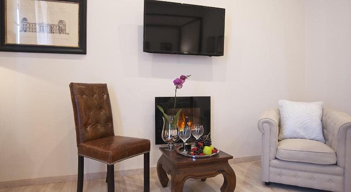 Town House 62