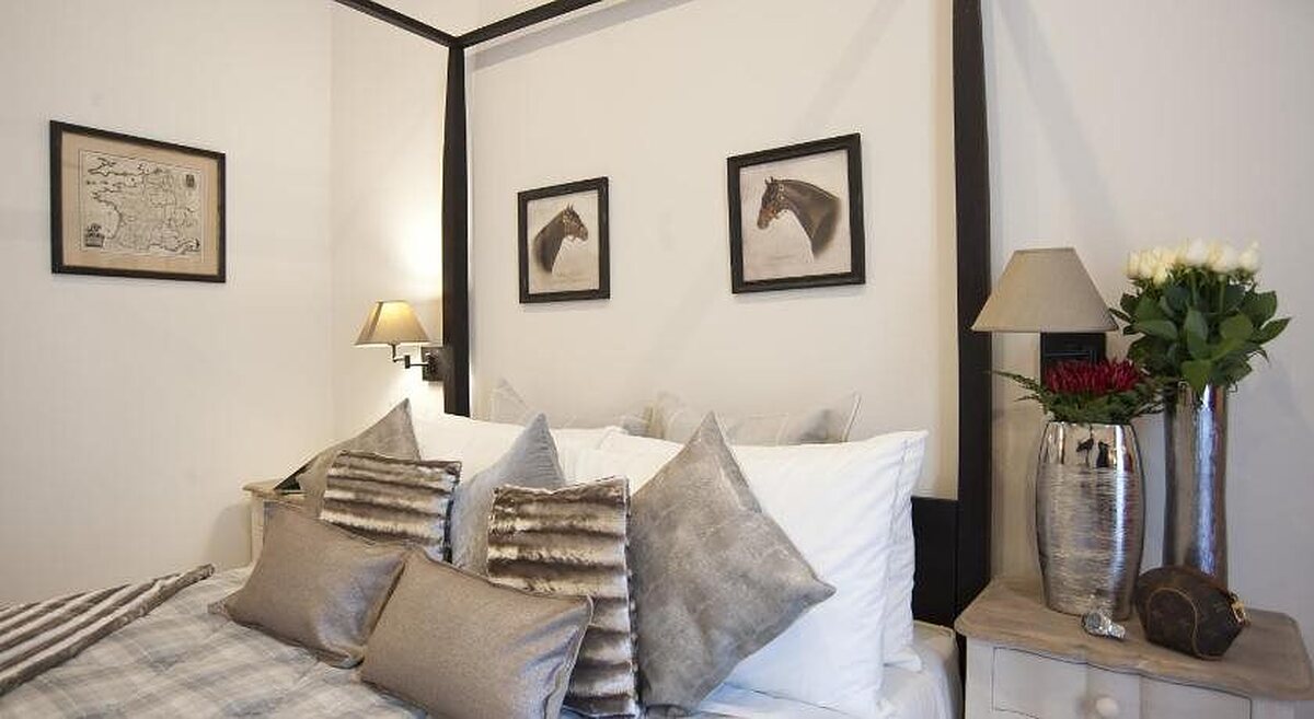 Town House 62