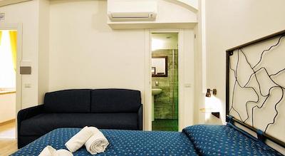 Vatican Holiday Junior