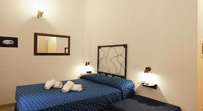 Vatican Holiday Junior