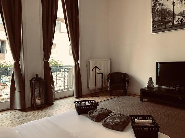 Chic Cocoon