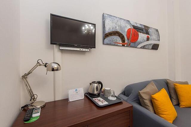 Eroom42 Guest House