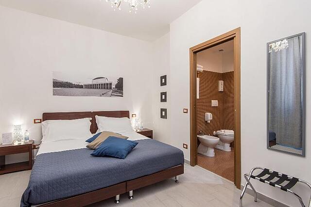 Eroom42 Guest House