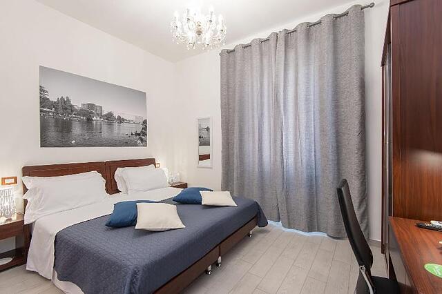 Eroom42 Guest House