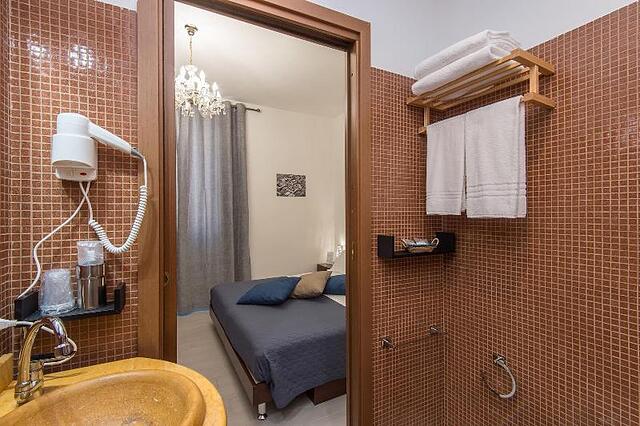 Eroom42 Guest House