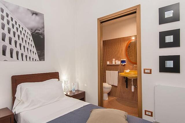 Eroom42 Guest House