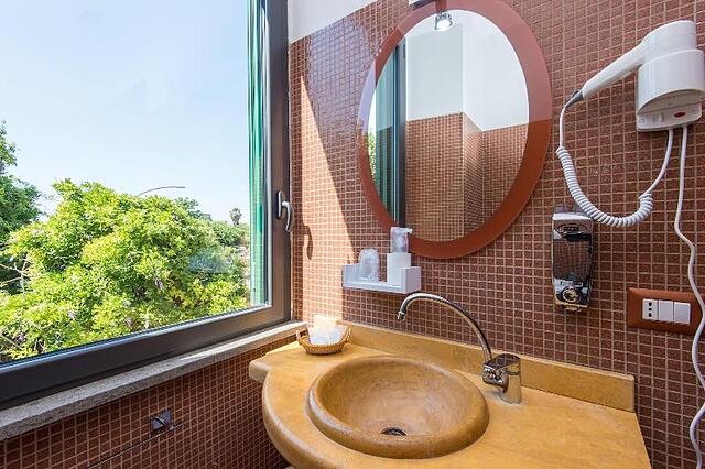 Eroom42 Guest House