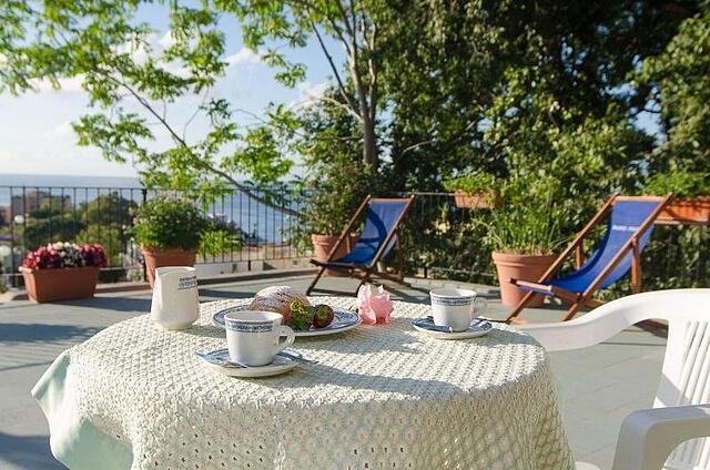 Villa Raffaela B B