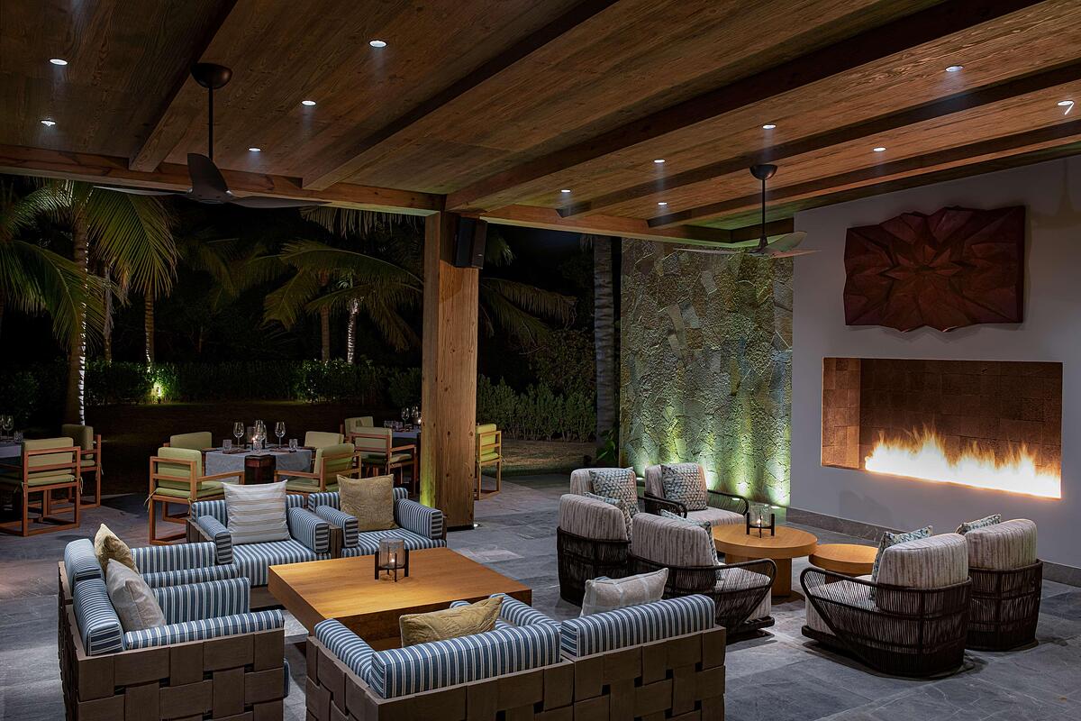 CONRAD PUNTA DE MITA