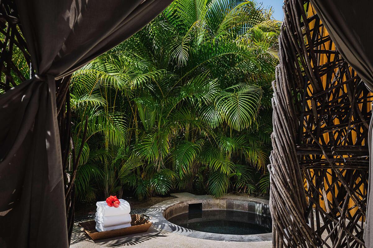CONRAD PUNTA DE MITA