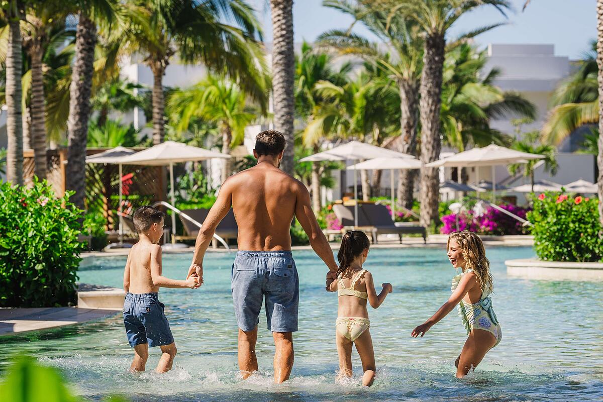 CONRAD PUNTA DE MITA