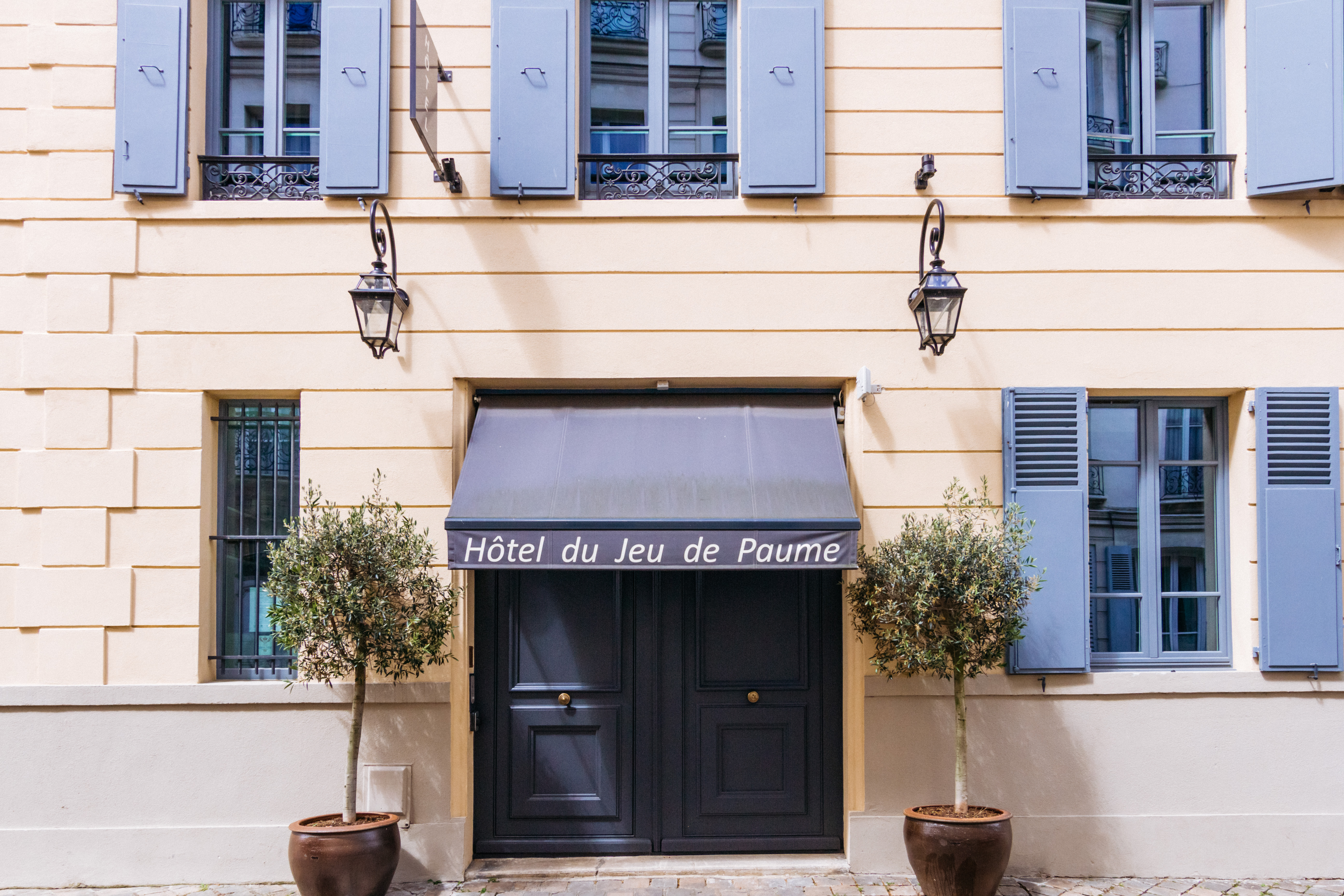 Ha Tel Du Jeu De Paume