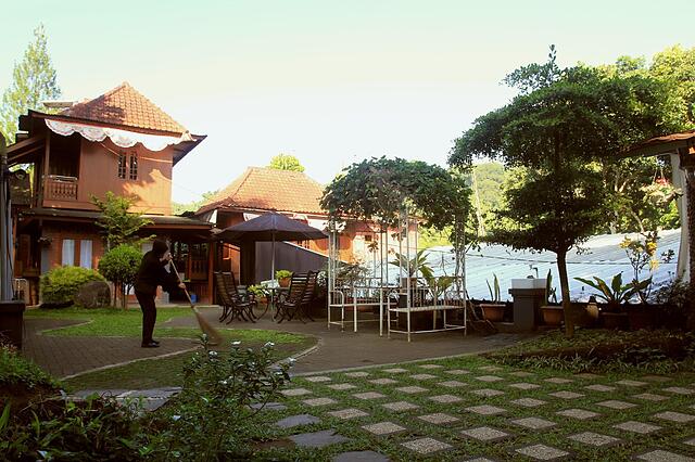 Bantal Guling Villa Lembang