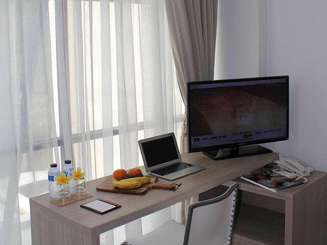 CASA LIVING HOTEL